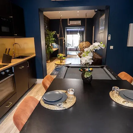 Capsule Temps Suspendu - Balneo, Cinema & Billard *