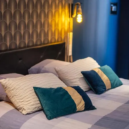 Capsule Temps Suspendu - Balnéo, Cinema&billard Valenciennes