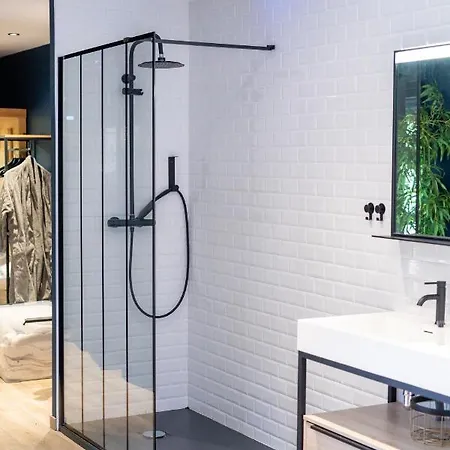 Appartamento Capsule Temps Suspendu - Balnéo, Cinema&billard Valenciennes