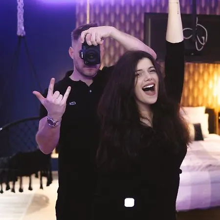 Capsule Temps Suspendu - Balnéo, Cinema&billard * Valenciennes