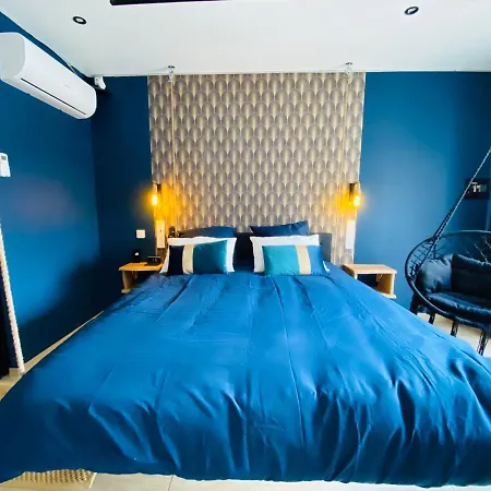 Apartman Capsule Temps Suspendu - Balneo, Cinema & Billard *