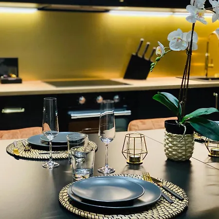 Appartamento Capsule Temps Suspendu - Balnéo, Cinema&billard