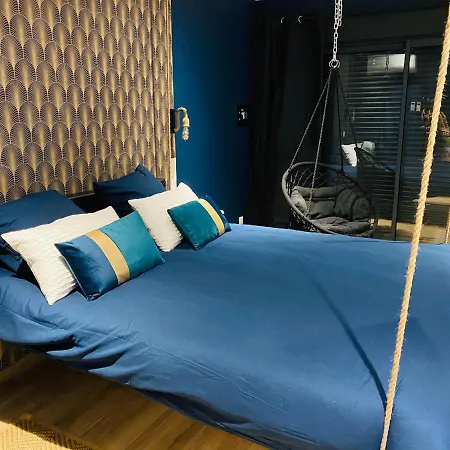 Apartman Capsule Temps Suspendu - Balneo, Cinema & Billard *