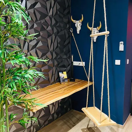 Appartamento Capsule Temps Suspendu - Balnéo, Cinema&billard