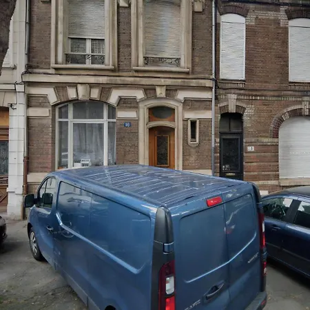 Apartman Capsule Temps Suspendu - Balneo, Cinema & Billard